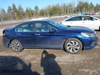 2016 Honda Accord Sedan EX with VIN 1HGCR2F77GA226710, listed as a IAAI auction lot 41797019 with 70,705 mi miles. Bid and sale history available at carsss.com. Image 13.