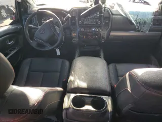 2024 Nissan Titan Pro-4X z VIN 1N6AA1ED8RN104641, wystawiony jako Copart lot #83624614 z przebiegiem 19 065 mil mil oraz Szkoda całkowita • Salvage title. Historia ofert i sprzedaży dostępna na DreamBid. Obrazek 8.