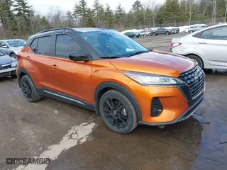 2022 Nissan Kicks SR with VIN 3N1CP5DV8NL497405, listed as a IAAI auction lot 41745038 with 79,733 mi miles. Bid and sale history available at carsss.com. Image 1.