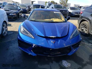 2020 Chevrolet Corvette 3LT with VIN 1G1Y82D40L5117792, listed as a Copart auction lot 39469943 with 6,879 mi miles. Bid and sale history available at carsss.com. Image 5.