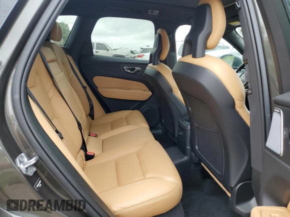 2018 Volvo XC60 Inscription Expression with VIN YV4BR0DL6J1061977, listed as a Copart auction lot 61066925 with 196,773 mi miles and Clean title. Bid and sale history available at DreamBid. Image 11.
