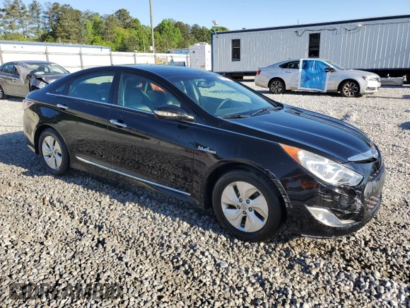 2013 Hyundai Sonata with VIN KMHEC4A47DA073657, listed as a Copart auction lot 52423775 with 150,974 mi miles and Salvage Title. Bid and sale history available at carsss.com. Image 4.