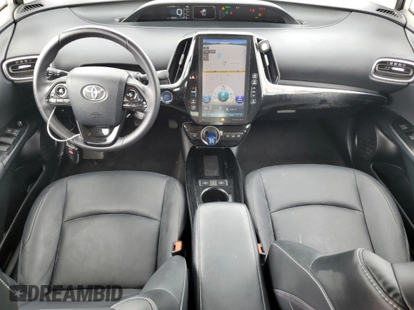 2020 Toyota Prius LE z VIN JTDKARFP9L3138248, wystawiony jako Copart lot #54676615 z przebiegiem 43 323 mil mil oraz Szkoda całkowita • Salvage title. Historia ofert i sprzedaży dostępna na DreamBid. Obrazek 8.