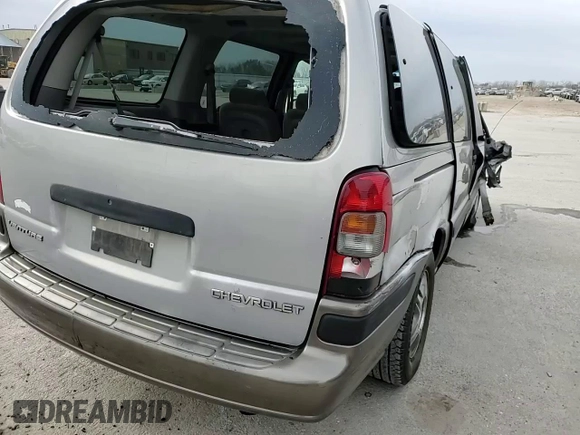 2004 Chevrolet Venture LS z VIN 1GNDX03E44D179265, wystawiony jako Copart lot #82254644 z przebiegiem Nie podano mil oraz Szkody całkowita. Historia ofert i sprzedaży dostępna na DreamBid. Obrazek 12.