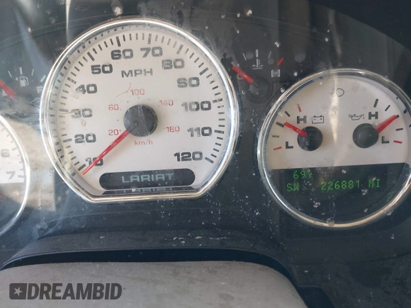 2004 Ford F-150 XLT with VIN 1FTPW12584KB15886, listed as a IAAI auction lot 41720147 with 226,881 mi miles. Bid and sale history available at carsss.com. Image 7.