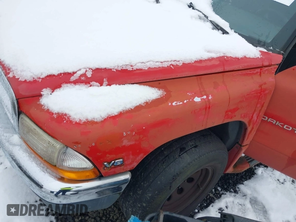 1997 Dodge Dakota with VIN 1B7GL23Y7VS134373, listed as a IAAI auction lot 41573554 with 201,659 mi miles. Bid and sale history available at carsss.com. Image 6.