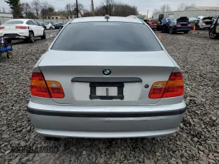 2005 BMW 3 Series 325xi with VIN WBAEU33465PR18048, listed as a Copart auction lot 72245724 with 183,700 mi miles and Salvage Title. Bid and sale history available at carsss.com. Image 6.