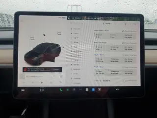 2021 Tesla Model Y Long Range z VIN 5YJYGDEE6MF209034, wystawiony jako Copart lot #57313585 z przebiegiem 54 259 mil mil oraz Szkoda całkowita • Salvage title. Historia ofert i sprzedaży dostępna na DreamBid. Obrazek 9.