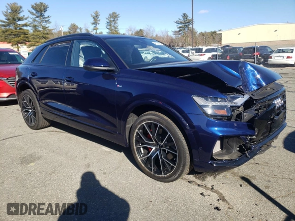2020 Audi Q8 Premium Plus with VIN WA1EVAF19LD001877, listed as a Copart auction lot 40738583 with 0 mi miles. Bid and sale history available at carsss.com. Image 4.