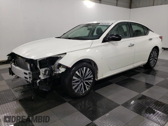 2025 Nissan Altima SV with VIN 1N4BL4DV0SN317981, listed as a Copart auction lot 52563825 with 12,998 mi miles and Clean Title. Bid and sale history available at DreamBid. Image 1.