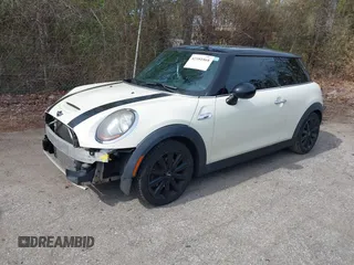 2014 MINI Hardtop S with VIN WMWXM7C55ET970769, listed as a IAAI auction lot 42181868 with 173,839 mi miles and . Bid and sale history available at DreamBid. Image 18.
