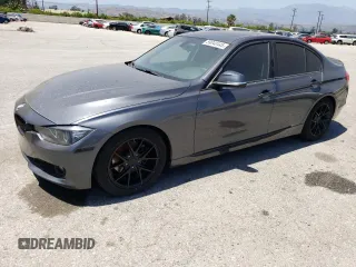 2014 BMW 3 Series 320i xDrive с VIN WBA3C3C56EF983832, выставлен на аукционе Copart как лот 59040445 с пробегом 91 884 миль миль и Чистый • Clean title. История ставок и продаж доступна на DreamBid. Изображение 1.