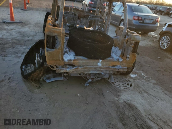 2018 Jeep Wrangler Unlimited Rubicon z VIN 1C4HJXFG6JW136094, wystawiony jako Copart lot #81048134 z przebiegiem Nie podano mil oraz Szkoda całkowita • Salvage title. Historia ofert i sprzedaży dostępna na DreamBid. Obrazek 6.