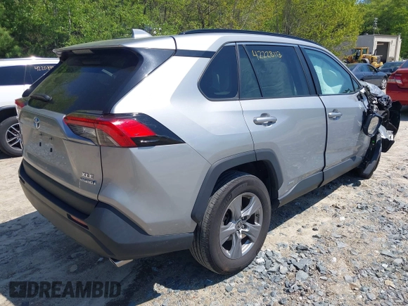 2022 Toyota RAV4 Hybrid XLE z VIN 2T3RWRFV9NW130410, wystawiony jako IAAI lot #42228113 z przebiegiem 32 672 mil mil oraz . Historia ofert i sprzedaży dostępna na DreamBid. Obrazek 4.