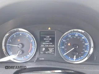 2018 Toyota Corolla L с VIN 2T1BURHE3JC049489, выставлен на аукционе IAAI как лот 42456500 с пробегом 98 788 миль миль и . История ставок и продаж доступна на DreamBid. Изображение 7.