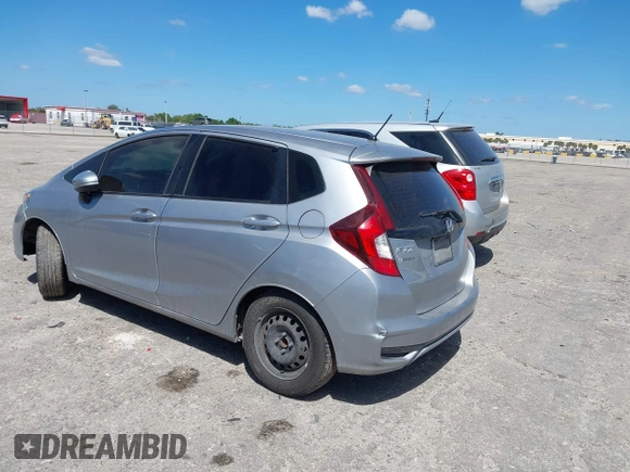 2020 Honda Fit LX z VIN 3HGGK5H44LM729036, wystawiony jako IAAI lot #41840623 z przebiegiem 134 277 mil mil oraz . Historia ofert i sprzedaży dostępna na DreamBid. Obrazek 3.