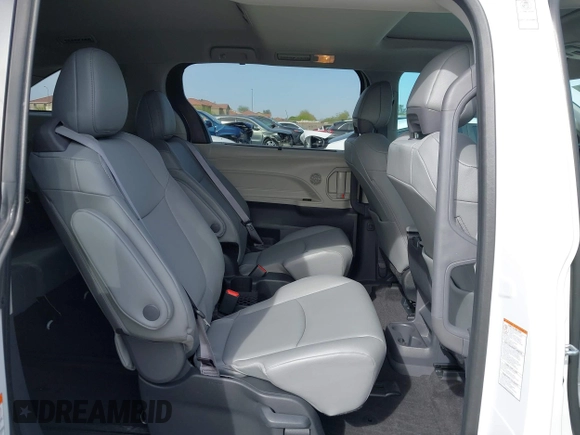 2023 Toyota Sienna XLE with VIN 5TDYSKFC8PS107895, listed as a IAAI auction lot 41924494 with 10,122 mi miles. Bid and sale history available at carsss.com. Image 8.
