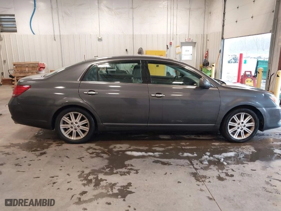 2009 Toyota Avalon XL with VIN 4T1BK36B49U350598, listed as a IAAI auction lot 41512532 with NaN miles. Bid and sale history available at carsss.com. Image 13.