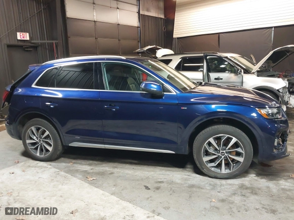 2023 Audi Q5 S line Premium Plus with VIN WA1EAAFY9P2192162, listed as a IAAI auction lot 41716778 with 15,774 mi miles. Bid and sale history available at carsss.com. Image 13.