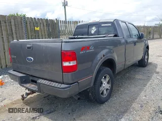 2004 Ford F-150 XLT with VIN 1FTPX14564FA10556, listed as a IAAI auction lot 42172124 with 283,626 mi miles and . Bid and sale history available at carsss.com. Image 4.