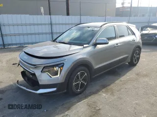 2023 Kia Niro EX with VIN KNDCR3LE8P5053666, listed as a Copart auction lot 43680715 with 91,076 mi miles and Salvage Title. Bid and sale history available at carsss.com. Image 1.