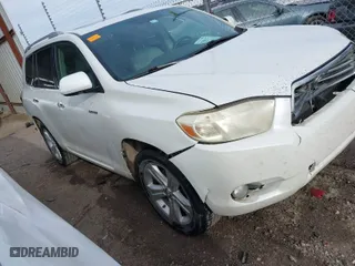 2008 Toyota Highlander Limited with VIN JTEES42A882102218, listed as a IAAI auction lot 41854197 with 283,853 mi miles. Bid and sale history available at carsss.com. Image 1.