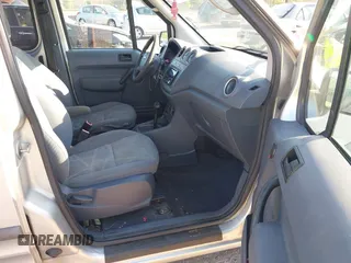 2010 Ford Transit Connect XLT с VIN NM0KS9BN3AT020983, выставлен на аукционе IAAI как лот 42074641 с пробегом 179 103 миль миль и . История ставок и продаж доступна на DreamBid. Изображение 5.