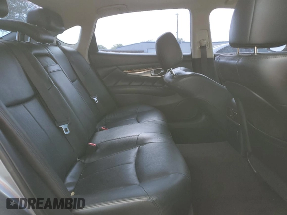 2015 Infiniti Q70 z VIN JN1BY1PR9FM831870, wystawiony jako Copart lot #46022015 z przebiegiem 144 553 mil mil oraz Szkoda całkowita • Salvage title. Historia ofert i sprzedaży dostępna na DreamBid. Obrazek 10.