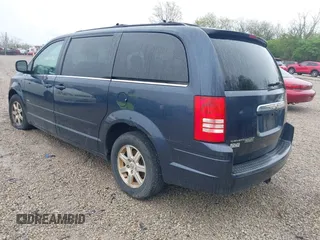 2008 Chrysler Town & Country Touring with VIN 2A8HR54P18R782896, listed as a IAAI auction lot 42090176 with 228,592 mi miles. Bid and sale history available at carsss.com. Image 3.