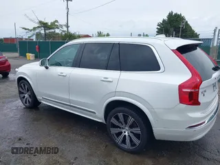 2024 Volvo XC90 Plus Bright Theme с VIN YV4062PE3R1181627, выставлен на аукционе IAAI как лот 42344215 с пробегом 24 443 миль миль и . История ставок и продаж доступна на DreamBid. Изображение 3.