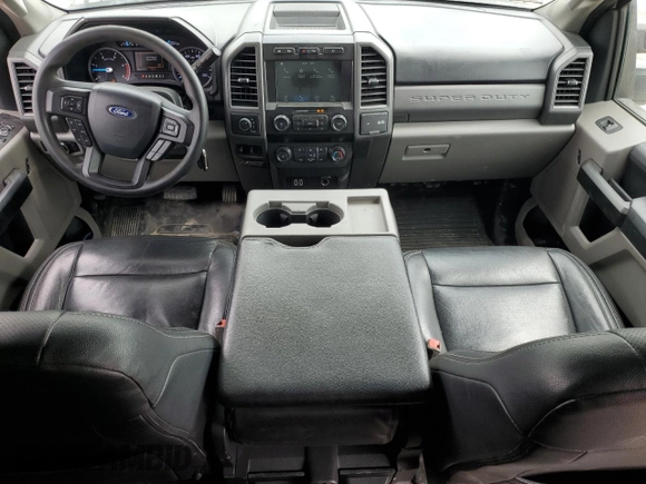 2019 Ford F-350 XL with VIN 1FT8W3DT1KEE82149, listed as a Copart auction lot 63997105 with 300,158 mi miles and Salvage title. Bid and sale history available at DreamBid. Image 8.
