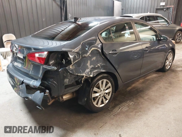 2015 Kia Forte LX with VIN KNAFX4A65F5334212, listed as a IAAI auction lot 42129391 with 150,864 mi miles. Bid and sale history available at carsss.com. Image 4.
