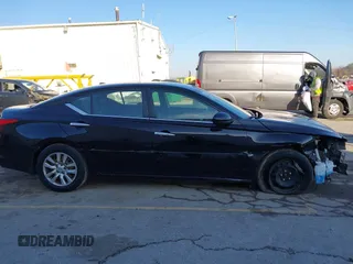 2020 Nissan Altima S with VIN 1N4BL4BVXLC178264, listed as a IAAI auction lot 41129610 with 97,125 mi miles and . Bid and sale history available at DreamBid. Image 14.