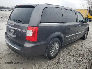 2015 Chrysler Town & Country Touring-L with VIN 2C4RC1CG4FR506913, listed as a Copart auction lot 82864954 with 104,778 mi miles and Salvage Title. Bid and sale history available at carsss.com. Image 3.