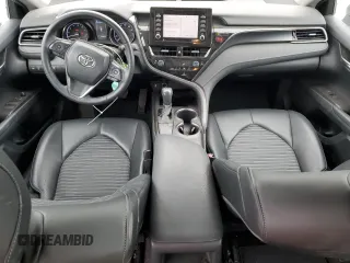 2022 Toyota Camry SE with VIN 4T1G11AK0NU002196, listed as a Copart auction lot 52739605 with 47,586 mi miles and Salvage Title. Bid and sale history available at DreamBid. Image 8.