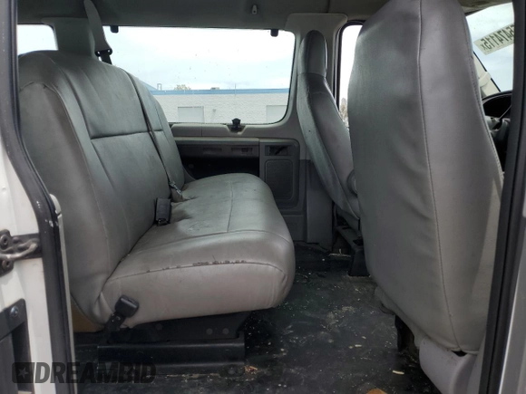 2008 Ford Econoline Passenger XL with VIN 1FBSS31L58DA91854, listed as a Copart auction lot 55474115 with 388,178 mi miles and Salvage title. Bid and sale history available at DreamBid. Image 11.