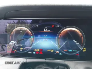 2022 Mercedes-Benz E 450 z VIN W1KZF5KB8NB092932, wystawiony jako IAAI lot #42052966 z przebiegiem 57 176 mil mil oraz . Historia ofert i sprzedaży dostępna na DreamBid. Obrazek 7.