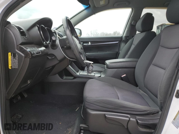 2011 Kia Sorento LX with VIN 5XYKTCA19BG181928, listed as a Copart auction lot 50621165 with Not Provided miles and Salvage Title. Bid and sale history available at DreamBid. Image 7.