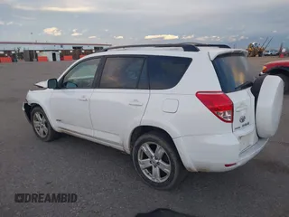 2006 Toyota RAV4 Sport with VIN JTMBK32VX66005712, listed as a IAAI auction lot 41025837 with 220,861 mi miles. Bid and sale history available at carsss.com. Image 3.