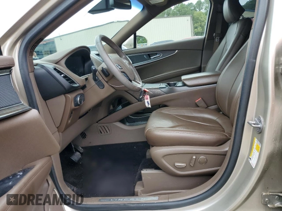 2017 Lincoln MKX Reserve с VIN 2LMPJ8LP3HBL29739, выставлен на аукционе Copart как лот 56948415 с пробегом 24 369 миль миль и Списание • Salvage title. История ставок и продаж доступна на DreamBid. Изображение 7.