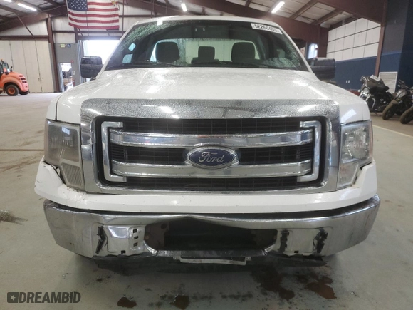 2014 Ford F-150 XL with VIN 1FTNF1CF4EKE27994, listed as a Copart auction lot 52260405 with 282,140 mi miles and Clean Title. Bid and sale history available at carsss.com. Image 5.