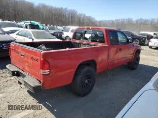 2000 Dodge Dakota SLT with VIN 1B7GG22X5YS700953, listed as a Copart auction lot 46275045 with 132,111 mi miles and Salvage Title. Bid and sale history available at DreamBid. Image 3.