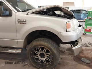2005 Ford F-150 XLT with VIN 1FTPW14535FB22767, listed as a IAAI auction lot 41880025 with 1 mi miles. Bid and sale history available at carsss.com. Image 16.
