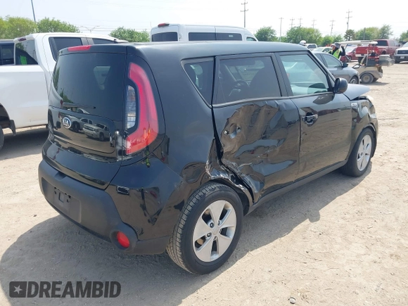 2016 Kia Soul with VIN KNDJN2A28G7848419, listed as a IAAI auction lot 41926142 with 93,830 mi miles. Bid and sale history available at carsss.com. Image 4.