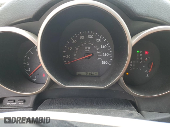 2002 Lexus SC 430 z VIN JTHFN48Y420010870, wystawiony jako Copart lot #58817105 z przebiegiem 131 964 mil mil oraz Szkoda całkowita • Salvage title. Historia ofert i sprzedaży dostępna na DreamBid. Obrazek 9.