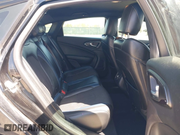 2016 Chrysler 200 S with VIN 1C3CCCBB5GN158260, listed as a IAAI auction lot 41981339 with 105,664 mi miles. Bid and sale history available at carsss.com. Image 8.
