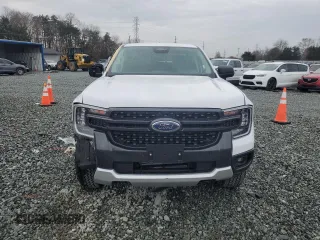 2024 Ford Ranger XLT with VIN 1FTER4HH9RLE29338, listed as a Copart auction lot 83814124 with 0 mi miles and Salvage Title. Bid and sale history available at carsss.com. Image 5.