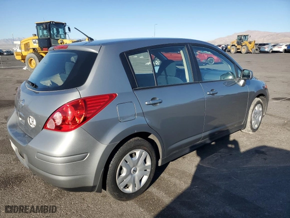 2011 Nissan Versa 1.8 S with VIN 3N1BC1CP2BL370163, listed as a Copart auction lot 44840505 with 96,669 mi miles and Salvage Title. Bid and sale history available at carsss.com. Image 3.