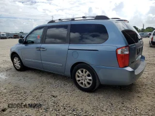 2007 Kia Sedona EX with VIN KNDMB233176172560, listed as a Copart auction lot 69004084 with 93,574 mi miles and Salvage Title. Bid and sale history available at carsss.com. Image 2.