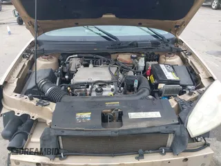 2004 Chevrolet Malibu Maxx LT z VIN 1G1ZU64854F201810, wystawiony jako IAAI lot #42169195 z przebiegiem 123 746 mil mil oraz . Historia ofert i sprzedaży dostępna na DreamBid. Obrazek 10.
